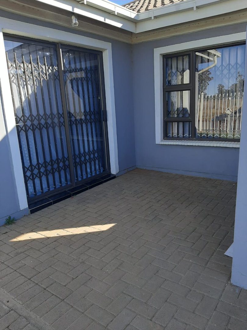 3 Bedroom Property for Sale in Heidedal Free State